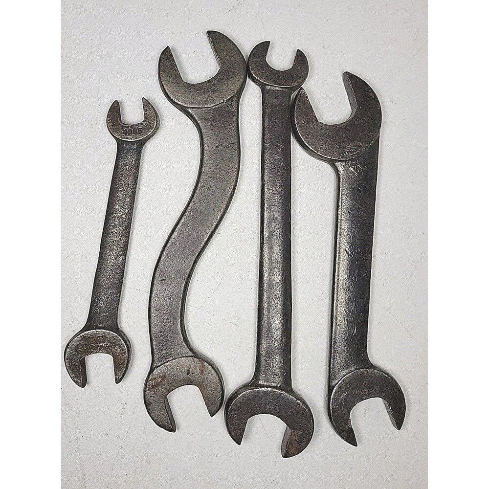 Lot of 4 Vintage Mixed Hand Tools Random Size Wrenches Primitive